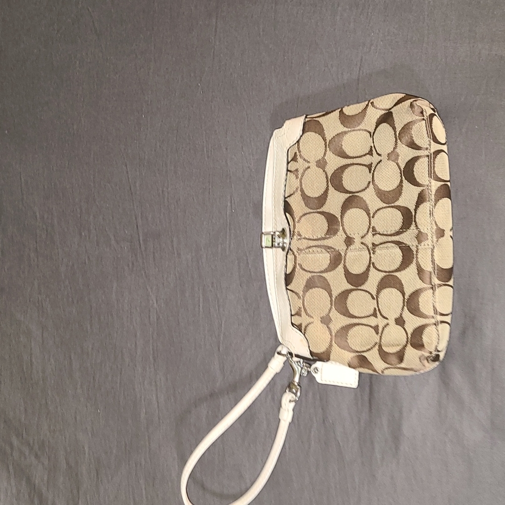 Vintage coach wristlet
